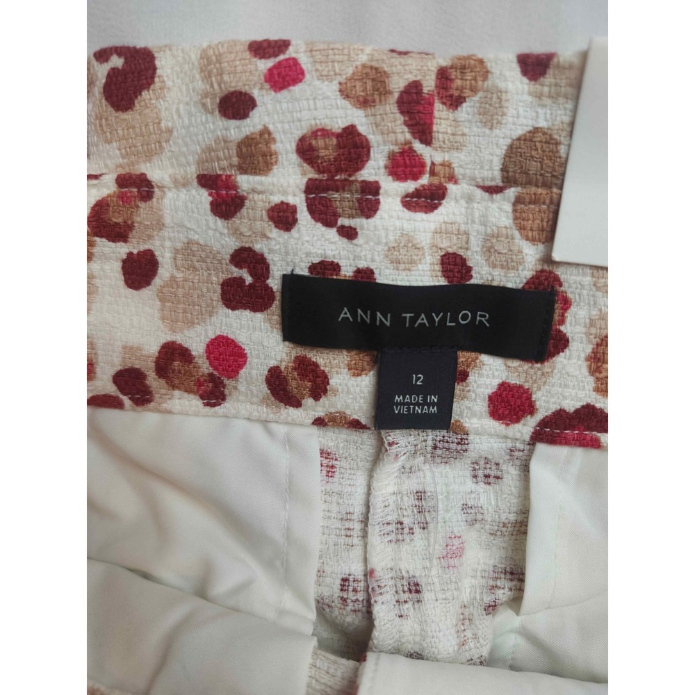 Ann Taylor Red Pink Animal Print High Waist Pleated Shorts Size 12 New - Picture 4 of 7